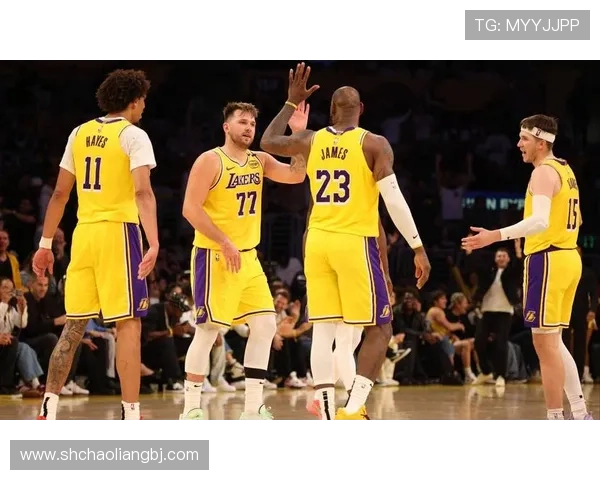 快船胜湖人四喜临门内线双塔回暖